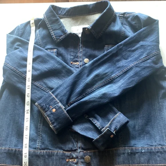Old Navy Womens Denim Jacket XL - Picture 2 of 3